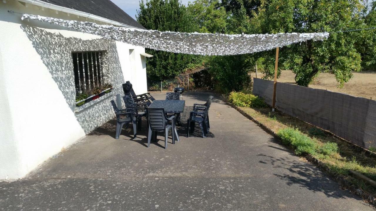 Le Petit Husseau Villa มงต์ลุยส์-ซูร์-ลัวร์ ภายนอก รูปภาพ